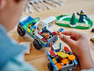 LEGO City Polisens mobila hundträning 60369, från 5 år