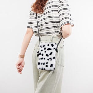 Anmiki Felicia mobilväska med axelrem, crossbody