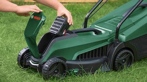Keräävä akkuruohonleikkuri Bosch Easy Mower 18 V-32-200