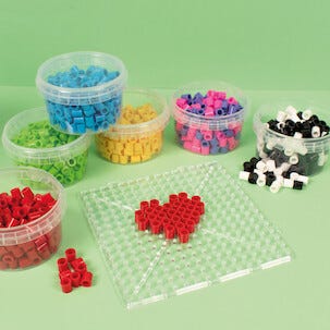 Silityshelmet yli 3-vuotiaille, 8 väriä, noin 1 200 kpl