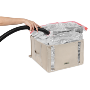 Tyhjiöpussi ja säilytyslaatikko, pinottava