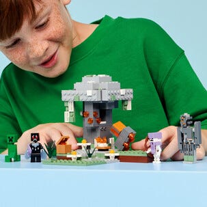 LEGO Minecraft Den bleka trädgården 21586, från 7 år