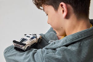 LEGO Speed Champions Bugatti Centodieci Hyper 77240, 9 år