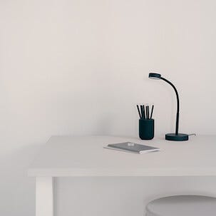 Kevin Pieni työpöytävalaisin LED