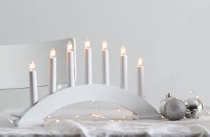 Adventsstake Bea, Star Trading