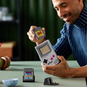 LEGO Game Boy 72046, fra 18 år