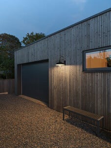 Konstsmide Trapani stallykta / vägglampa, svart 