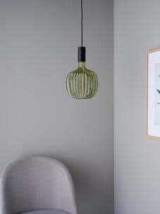 Olivengrønn dimbar LED-dekorpære, E27