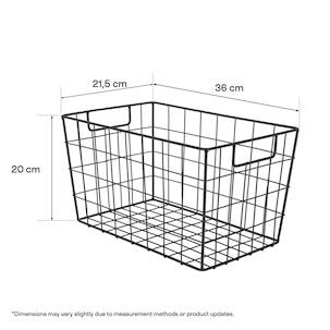 Trådkorg i svart metall