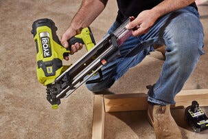 Ryobi Naulain akkukäyttöinen 18 V 90 mm RFN1834X