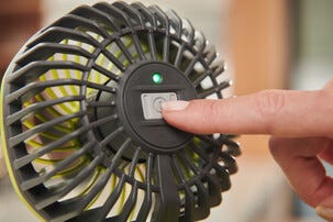 Ryobi RCF4-0 batteridriven fläkt 4 V med klämma