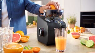 Bosch MFWS682B köttkvarn, elektrisk, med tillbehör