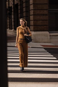 Garmin Venu X1 aktivitetsklokke med samtalefunksjon