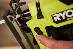 Ryobi Brushless Compact sticksåg RJS18BX-0