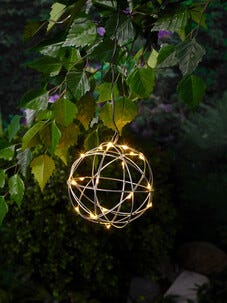 Hängande solcellsbelysning