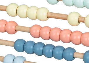 Kuleramme i tre for barn fra 18 måneder