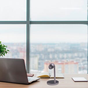 Puhelinteline työpöydälle, Ghost Desk Celly