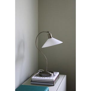 Markslöjd Vela bordslampa glasskärm mässing 50 cm