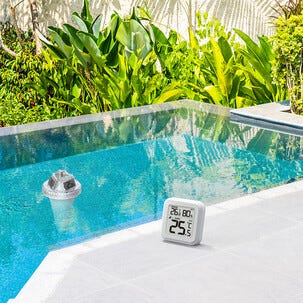 Digital pooltermometer med trådlös inomhusmottagare