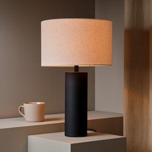 Northlight Edvin Large bordlampe med linskjerm, 48,5 cm