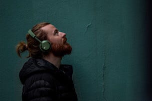 Langattomat kuulokkeet, Jays A-Seven Wireless