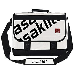 Asaklitt veske med skulderrem, 18 liter
