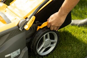 Stiga Combi 340e batteridriven gräsklippare 1 batteri 48 V