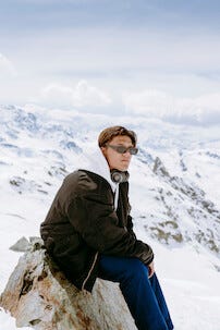 JBL Live 660NC Langattomat over-ear-kuulokkeet, musta