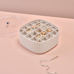 Empire smyckeskrin, 2 smyckesbrickor och bottenfack, beige