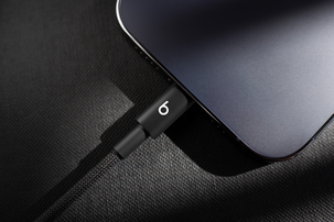 Beats USB-C- til USB-C-kabel 20 cm, svart