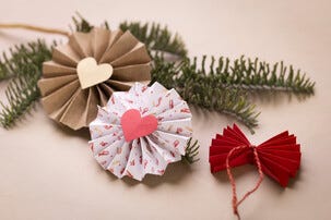 Creativ Company julpyssel gör egna juldekorationer