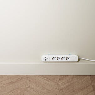 Väggfäste för grenuttag