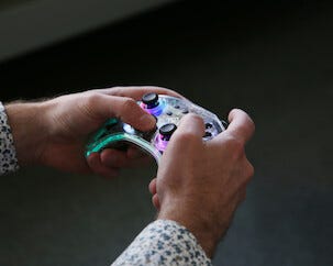 Deltaco GAM-149-7 trådlös handkontroll för Nintendo Switch 