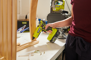 Ryobi limpistol RGL18-0 One+, batteridriven