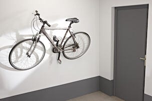 Seinäkoukku polkupyörälle