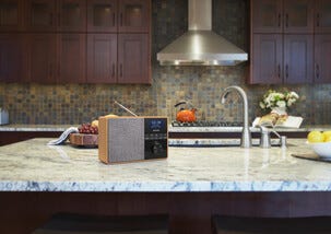 Philips TAR5505/10 Radio, jossa on DAB+, FM ja Bluetooth