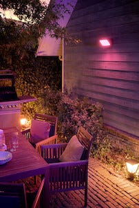 Philips Hue Discover WCA Valonheitin ulkokäyttöön