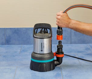 Gardena 11000 dränkbar pump, flottörbrytare, 450 W