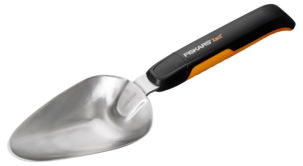 Fiskars Xact ekstra bred plantespade