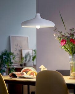 Kaldhvit LED-pære E27 A60 2,3 W, Philips Ultra Efficient