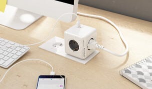 PowerCube Extended USB-C ja USB-A Jatkojohto