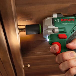 Bosch UniversalImpact batteridrevet muttertrekker 18V-350