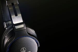 Audio Technica ATH-MSR7GM hodetelefoner med mikrofon