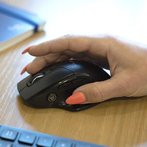 JLab JBuds ergonomisk trådlös mus, högerhänta