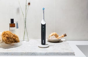 Jordan Smile Plus eltannbørste TBX-300GY, USB / lader