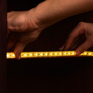 Deltaco Smart LED-list neon RGB utomhus, 2 x 5 m
