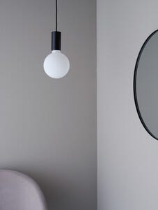 Opalfärgad globlampa E27 dimbar LED