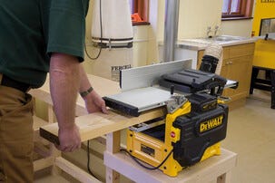 Oiko- ja tasohöylä Dewalt D27300