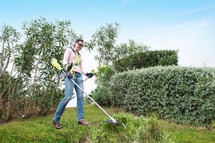 Ryobi OBC1820B grästrimmer med tråd och klinga One+ 18 V