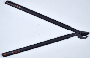 Fiskars L38 grensaks med sideskjær 